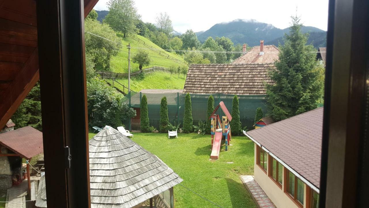 Pensiunea Dealul Frumos Bran  Buitenkant foto