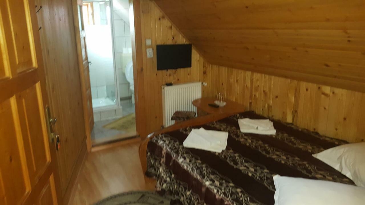 Pensiunea Dealul Frumos Bran  Buitenkant foto